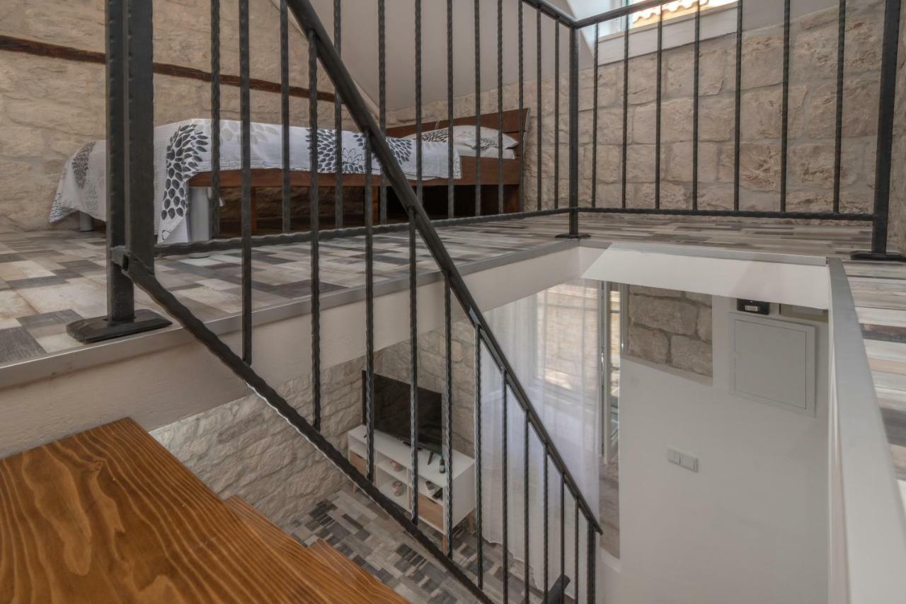 Apartman Skuribanda โตรกีร์ ภายนอก รูปภาพ